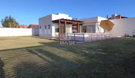 Casa com 1 quarto à venda na Rua das Camélias, Centro, Xangri-Lá, 117 m2 por R$ 970.000
