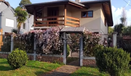 Casa com 4 quartos à venda na Rua Luís Gali, 567, Parque das Hortênsias, Canela, 224 m2 por R$ 1.175.000