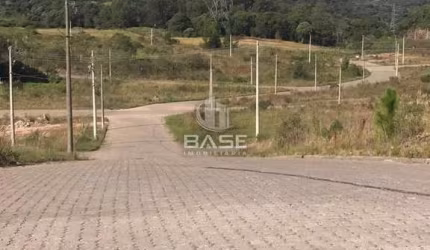 Terreno à venda na Rua Líbera Boff, Mariland, Caxias do Sul por R$ 180.000