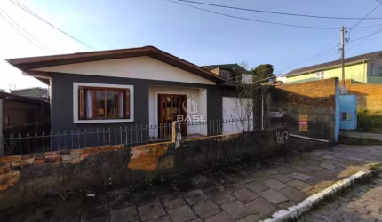 Casa com 2 quartos à venda na Nossa Senhora de Fátima, Caxias do Sul , 127 m2 por R$ 470.000