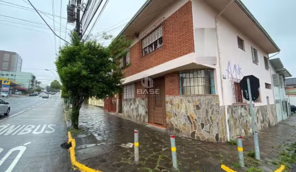Casa comercial à venda no Pio X, Caxias do Sul , 275 m2 por R$ 795.000