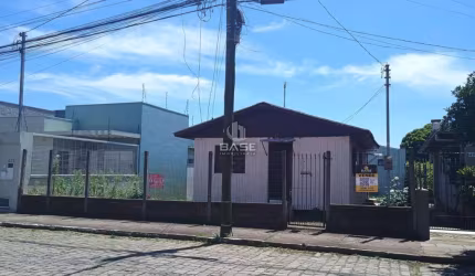 Terreno à venda na Nossa Senhora de Fátima, Caxias do Sul  por R$ 400.000