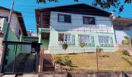Casa com 3 quartos à venda no Universitário, Caxias do Sul , 154 m2 por R$ 510.000