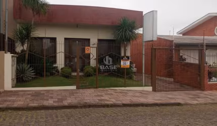 Casa comercial à venda no Cinqüentenário, Caxias do Sul , 161 m2 por R$ 1.300.000