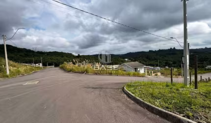 Terreno à venda no São Giácomo, Caxias do Sul  por R$ 180.000