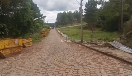 Terreno à venda no São Giácomo, Caxias do Sul  por R$ 1.575.000