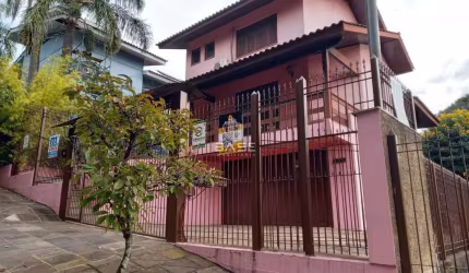 Casa com 3 quartos à venda na Bela Vista, Caxias do Sul , 250 m2 por R$ 1.060.000