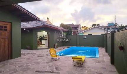 Casa com 3 quartos à venda no Desvio Rizzo, Caxias do Sul , 249 m2 por R$ 1.270.000