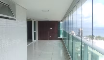 Apartamento com 3 suítes, 2 vagas Barra