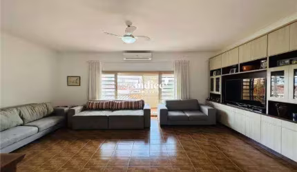 Casas no Bairro Jardim Macedo, 5 quartos, 2 suítes, 4 vagas,