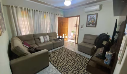 Casa mobiliada para locação com 135m²