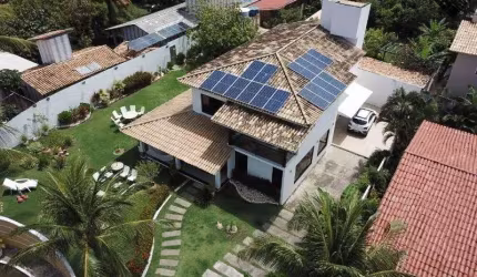 Imperdível: Casa à venda em Lauro de Freitas-BA, Bairro Ipitanga, 4 quartos, 3 suítes, 3 salas, 5 banheiros, 6 vagas de garagem, 270m².