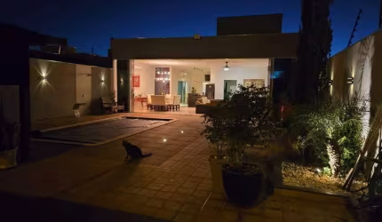 maravilhosa casa em mirassol 3 dormitorios , suite, armarios, piscina e muito mais
