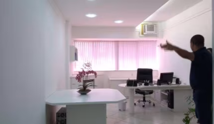Sala Comercial para Venda em Salvador, Parque Bela Vista, 1 banheiro, 1 vaga