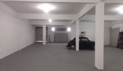 Galpão para Locação em Salvador, Pau Miúdo, 2 banheiros, 2 vagas
