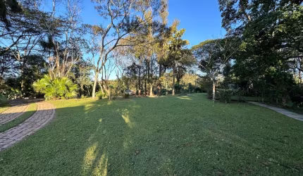 Casa para Venda em Carapicuíba, Chácara dos Junqueiras, 3 dormitórios, 1 suíte, 2 banheiros, 17 vagas