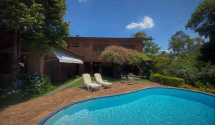 Casa para Venda em Carapicuíba, Palos Verdes, 4 dormitórios, 2 suítes, 5 banheiros, 5 vagas