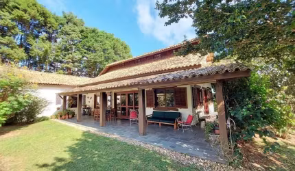 Casa para Venda em Carapicuíba, Chácara dos Lagos, 3 dormitórios, 3 suítes, 4 banheiros, 10 vagas