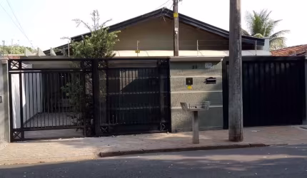 Casa para Venda em Araçatuba, Dona Amélia, 3 dormitórios, 1 suíte, 3 banheiros, 2 vagas