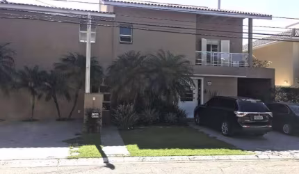 Casa para Venda em Santana de Parnaíba, Alphaville