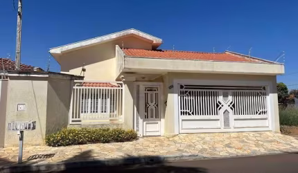Casa para Venda em Guararapes, Jardim Continental, 3 dormitórios, 1 suíte, 4 banheiros, 4 vagas