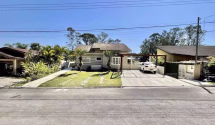 Sobrado para Venda em Jandira, Jardim do Golf I, 5 dormitórios, 4 suítes, 6 banheiros, 6 vagas