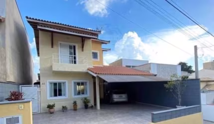 Sobrado para Venda em São Roque, Guaçu