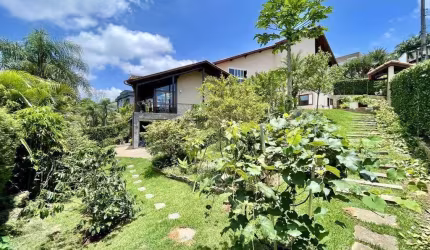 Sobrado para Venda em Embu das Artes, Parque das Artes, 4 dormitórios, 2 suítes, 4 banheiros, 6 vagas