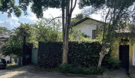 Sobrado para Venda em Carapicuíba, Vila Diva, 4 dormitórios, 2 suítes, 4 banheiros, 4 vagas