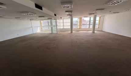 Casa para Venda em São Paulo, Centro, 2 banheiros