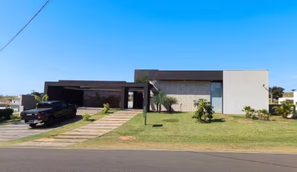 Casa para Venda em Paranapanema, Portal, 3 dormitórios, 3 suítes, 5 banheiros, 6 vagas