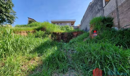 Terreno a venda no bairro Santa Claudina em Vinhedo-SP