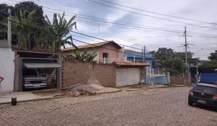 Terreno à venda Jardim Celani em Valinhos