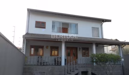 Casa à venda Chácaras Alpina em Valinhos