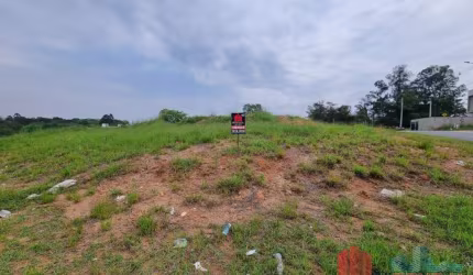 Terreno a venda no Loteamento Alto das Figueiras em Vinhedo/SP.