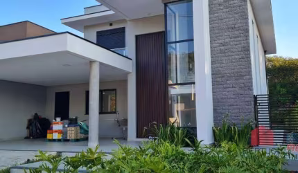 Casa a venda Condomínio em Louveira/SP