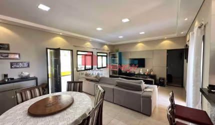 Casa à venda no Condomínio Clube de Campos Valinhos - SP