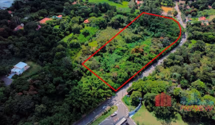 Área plana para venda no bairro Dois Córregos na cidade de Valinhos SP
