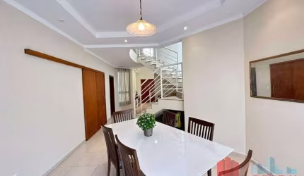 Casa a Venda no Condominio Vivenda das Cerejeiras Valinhos/SP