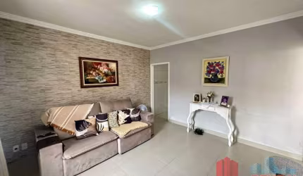 Casa Térrea à Venda em Condomínio de Valinhos