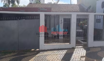 Casa e ponto comercial à venda, em Valinhos - SP