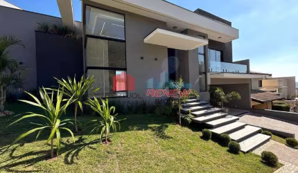 Casa à venda no condomínio Portal do Jequitibá