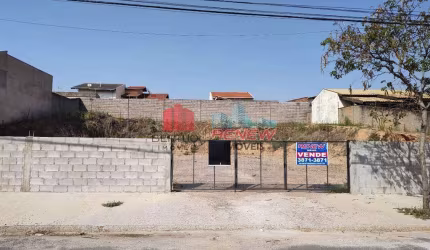 Terreno para vender em Valinhos,com 300,00 m2 e plano,para uso Comercial ou Pequenas Industrias,ótima localização.