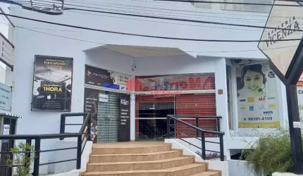 Prédio a venda no centro de Valinhos - SP.