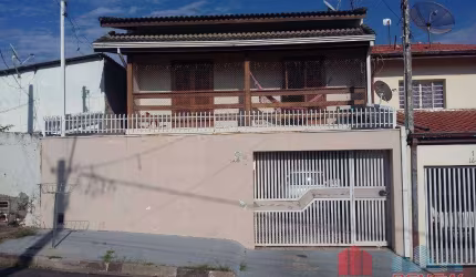 Casa à venda no Jardim Eldorado em Vinhedo/SP.