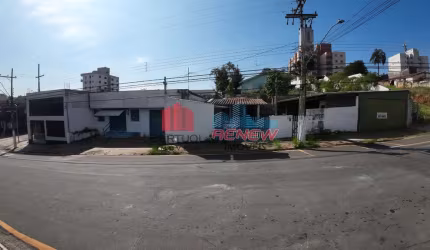 Terrenos Comerciais em Valinhos para vender, com construções antigas, na região central ,excelente para construção comercial.