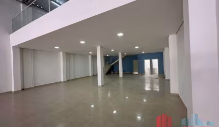 GALPÃO PARA LOCAÇÃO - CENTRO DE VINHEDO/SP