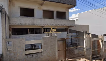 Fontesville / Francisco Bernardino - Casa 4/4 (3 Suítes) - Piscina - Espaço Gourmet - Ampla Área Externa