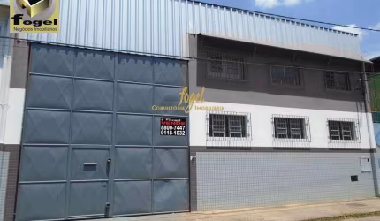 Nova Era / Juiz de Fora - Galpão com 303m²- Mezanino Escritório C WC - Cozinha