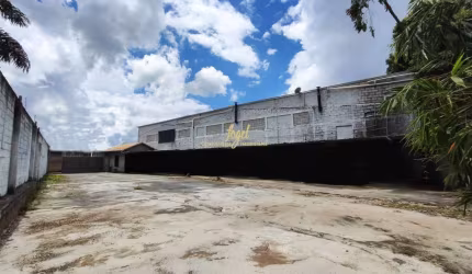 Santa Maria - Amplo Terreno Plano com 600m² - P L A N O !!!!!!!